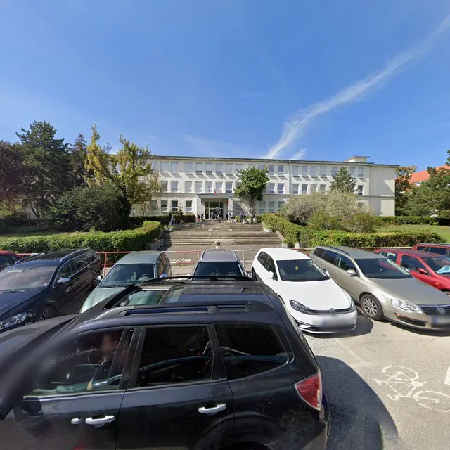 Školská Jedáleň Pri ZŠ A MŠ