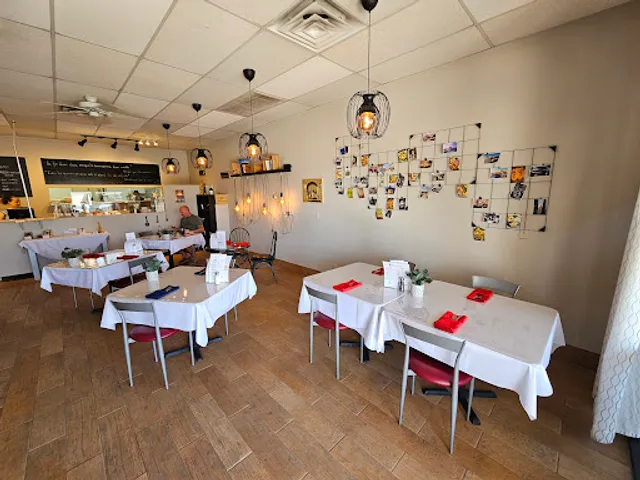 Le Petit Prince - French Bistro & Creperie