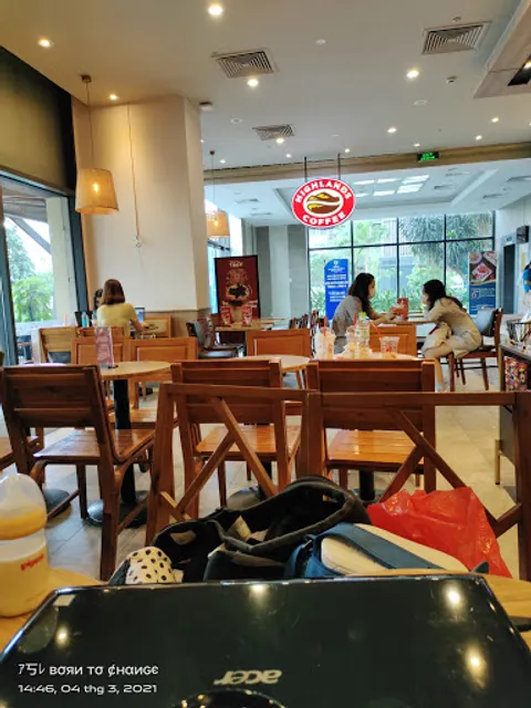 Highlands Coffee Cantavil Premier