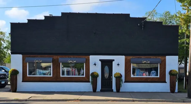 LynnLee Boutique and Permanent Jewelry