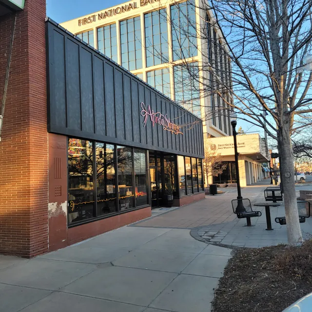 Apron Strings Hutchinson