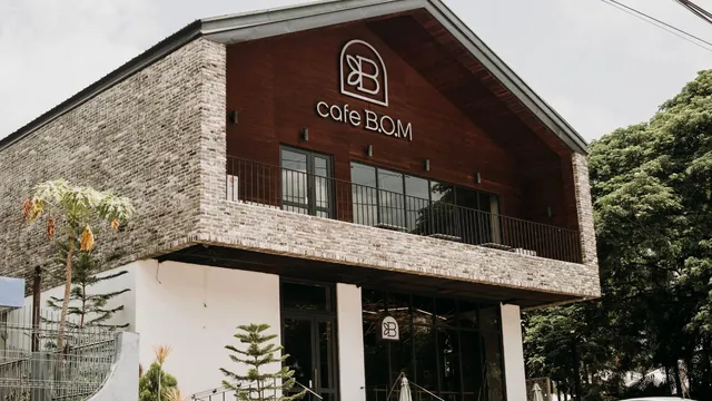 Cafe B.O.M