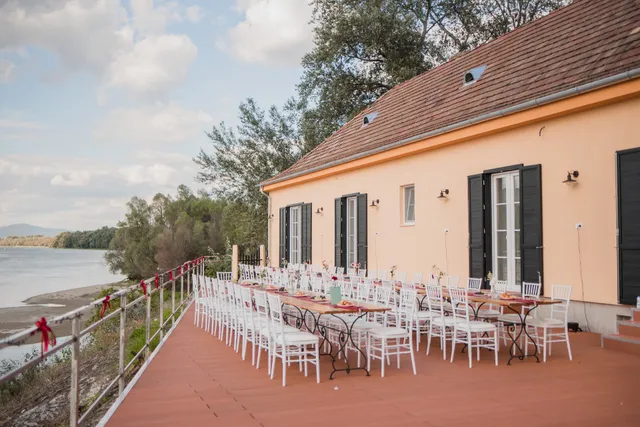 Szigetmonostor Százesztendős Révészház