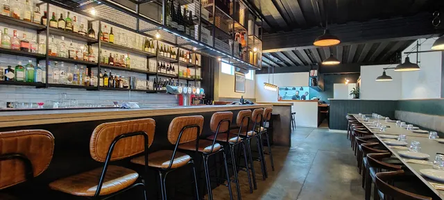 Frank's Oyster Bar & Eatery