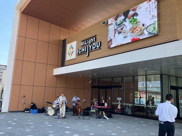 ヨークベニマル ミライト一条店