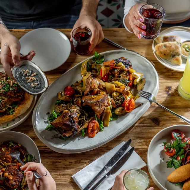 Reshta Restaurant - מסעדת רשטא