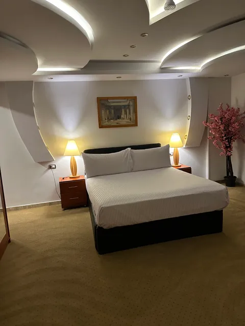 غرف فندقية فاخرة للايجار فى مدينة نصر بشارع عباس العقاد ( ميني فندق باب المدائن )