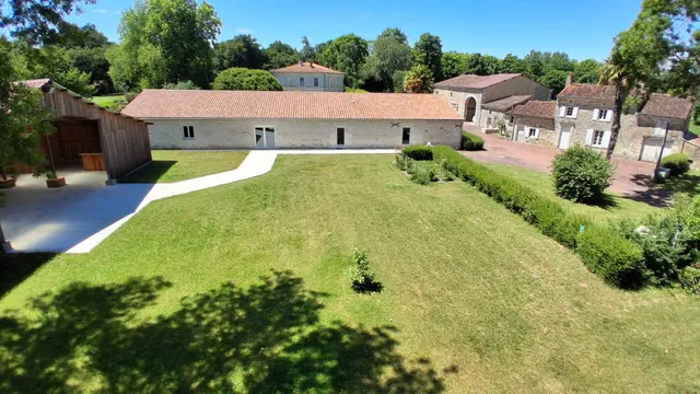 Chez Savary - Salle de réception & Locations