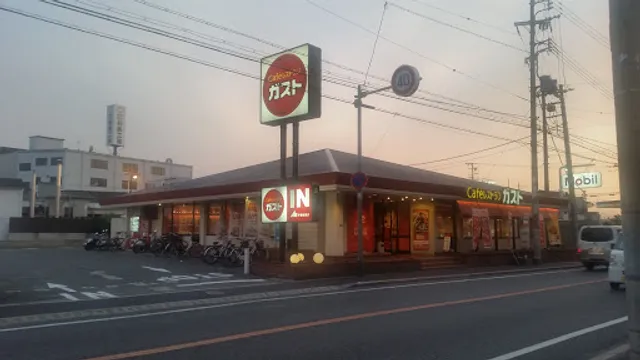 ガスト 平野加美店