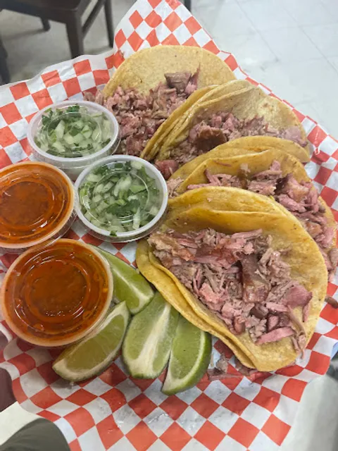 La Noria Carniceria Taqueria