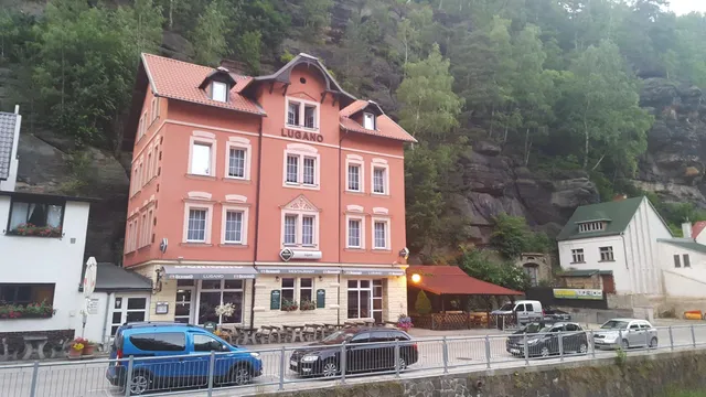Lugano Inn