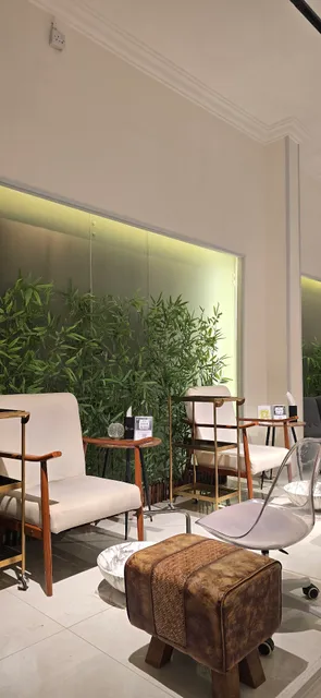 And Spa Beauty Salon