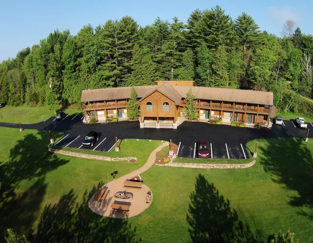 Northwoods Lodge