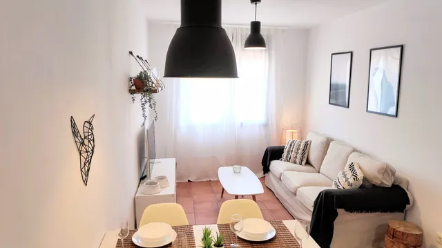 Apartaments la Rambla - L'Arrel - Cornudella de Montsant, al cor del Priorat.