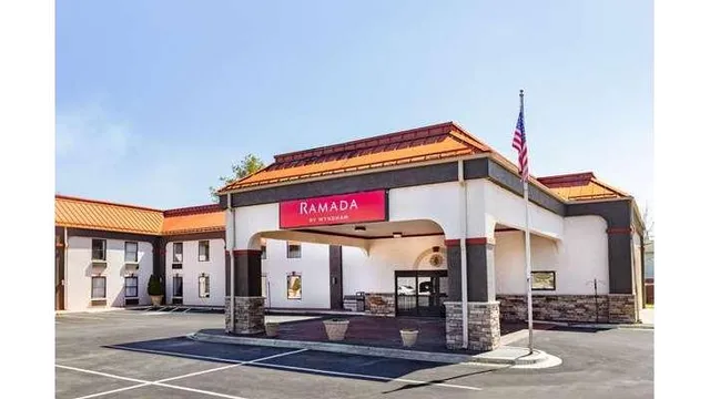 Ramada by Wyndham Hendersonville