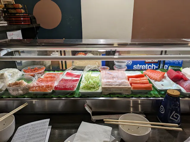 De Asian (Sushi Bar and Asian Fusion)