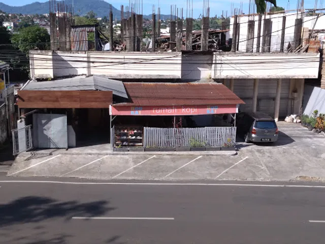 Rumah Kopi Hoorai Manado