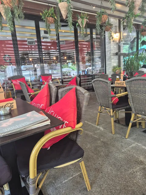 Xclusive Grill & Crêpes