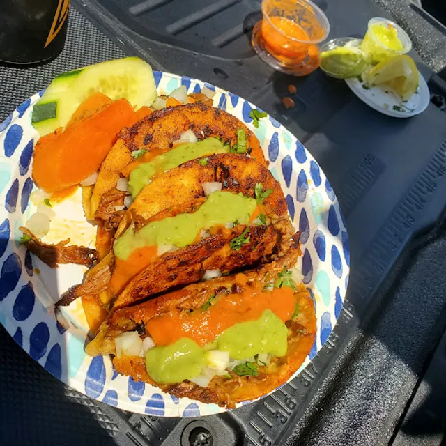 Antojitos Mexicanos Jovanni (Taco Truck)