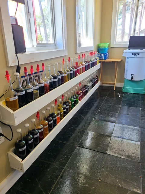 FREEZZY FREDDY'Z SNOWBALL STAND