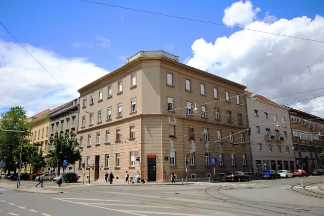 Palmers Lodge Hostel