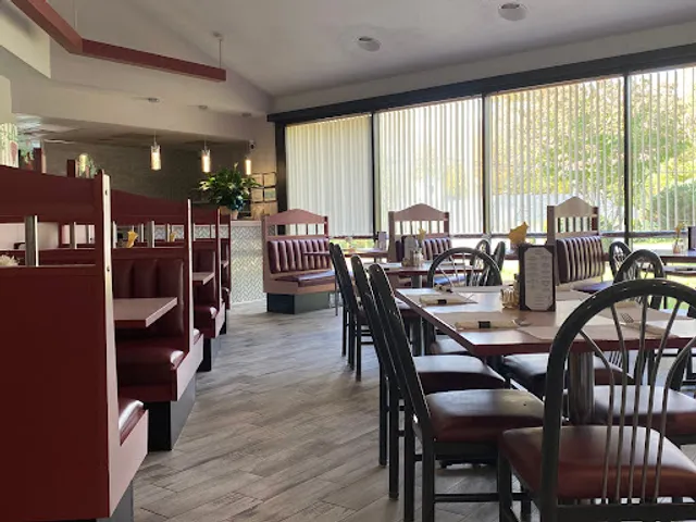 Morava Restaurant & Bar