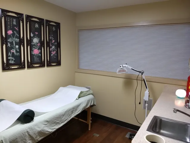 Su & Jin Acupuncture and Natural Healthcare