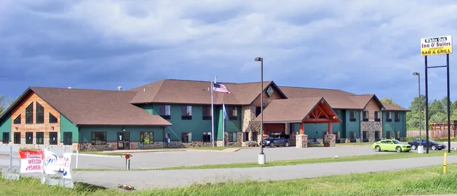 White Oak Inn & Suites