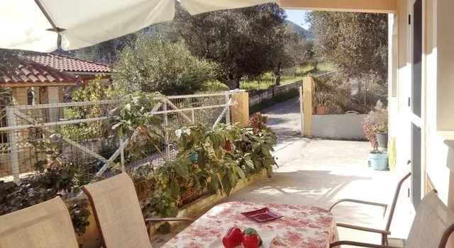 Flamiatos Garden Cottages