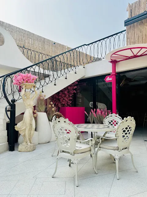 ilios Rajouri Garden