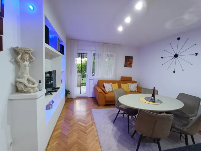 Apartman Zlatno more