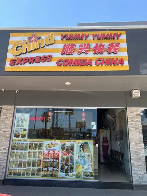 RESTAURANTE YUMMY YUMMY COMIDA CHINA EXPRESS