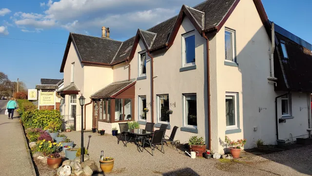 Inverour Guest House