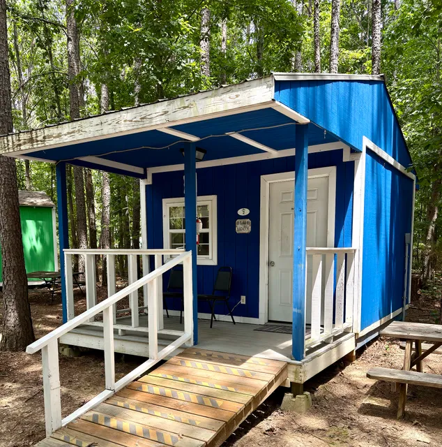 Whispering Oaks Retreat and Campground