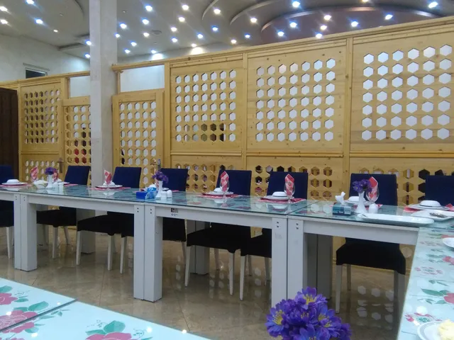 Fanoos Aras Traditional Cafe