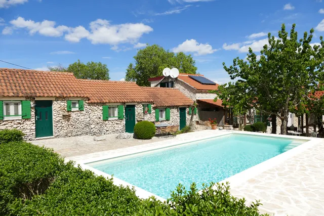 Kalpic suites & villa