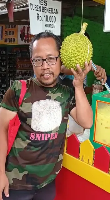 Aladdin Boutique & Cafe