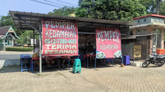 Pempek Kedamaian