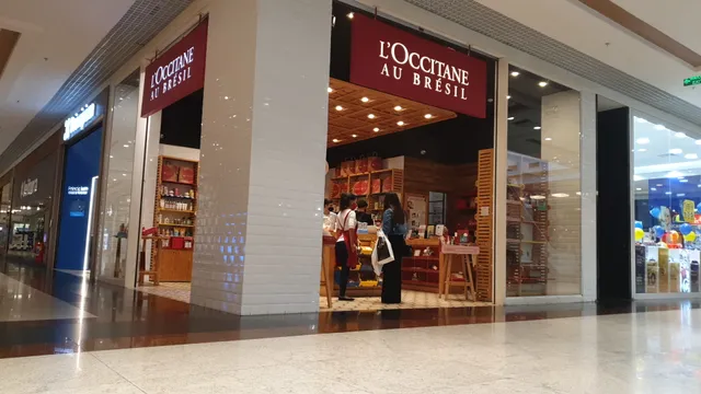 L`OCCITANE AU BRÉSIL