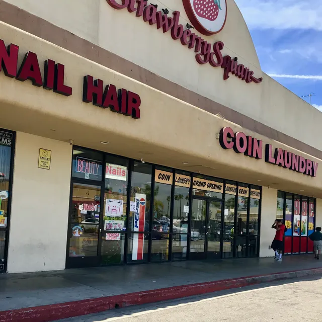 Strawberry Square Shopping Center