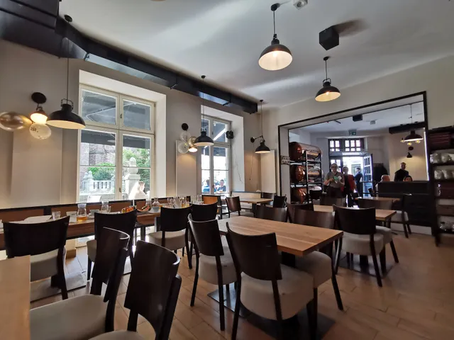 Restauracja Drevny Kocur Poznań