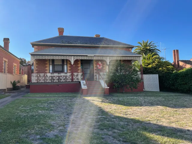 RJ's Bed & Breakfast