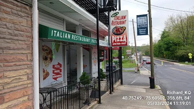 Sal's Pizza & Family Restaurant