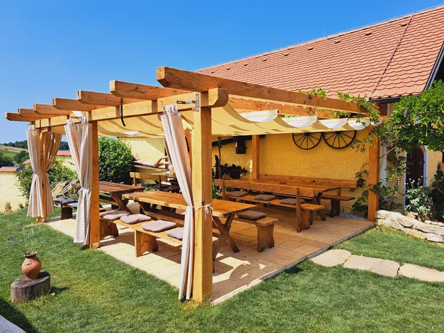 Puklavec Blaž - nosilec dopolnilne dejavnosti na kmetiji