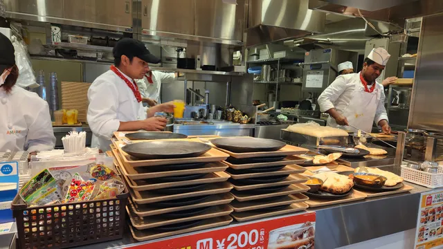 カリー＆焼きたてナン AMARA 三井アウトレットパーク入間店