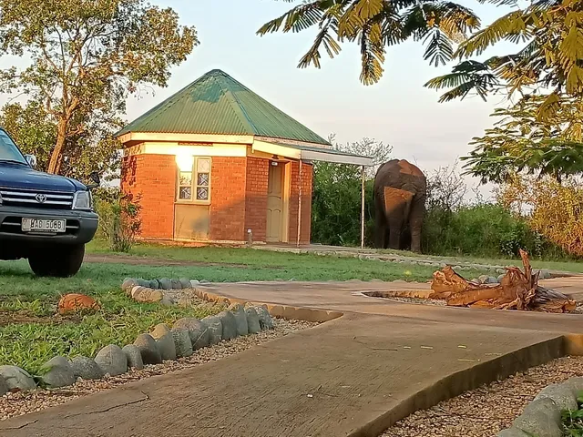 Kazinga Channel View Resort