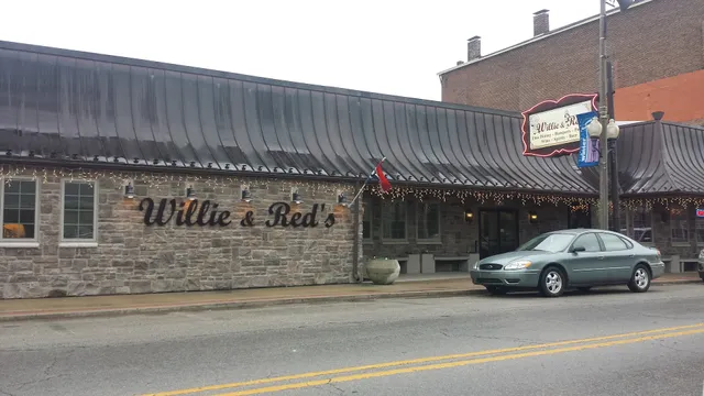 Willie and Red’s