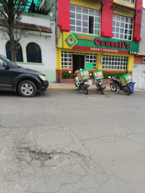 RODEO CRUZELI'S PIZZA