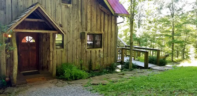 Cranberry Mountain Lodge