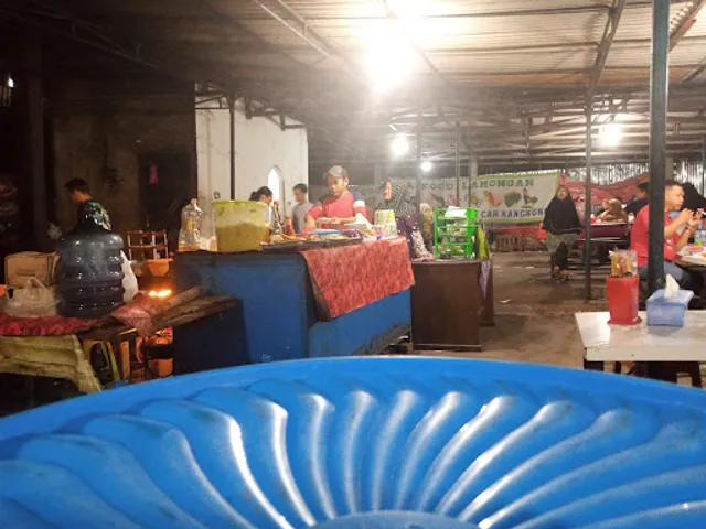 Seafood pecel lele agus kuncoro